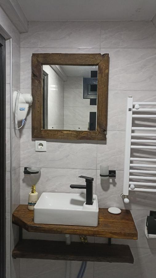 Appartement Kazbegi Compass Extérieur photo