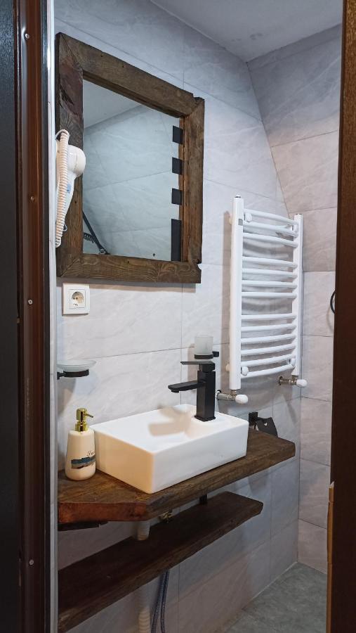 Appartement Kazbegi Compass Extérieur photo